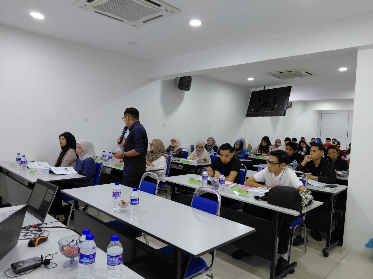 image_0